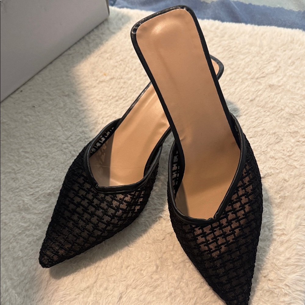 Elegant Black Women's Slingback Heels, EURO 40 excellent condition!